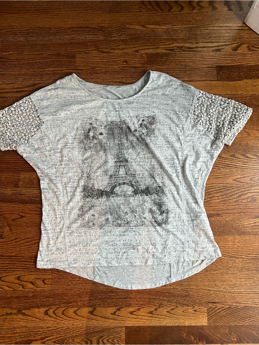 Light Gray Eiffel Tower Graphic Lace-Sleeve Women’s Top